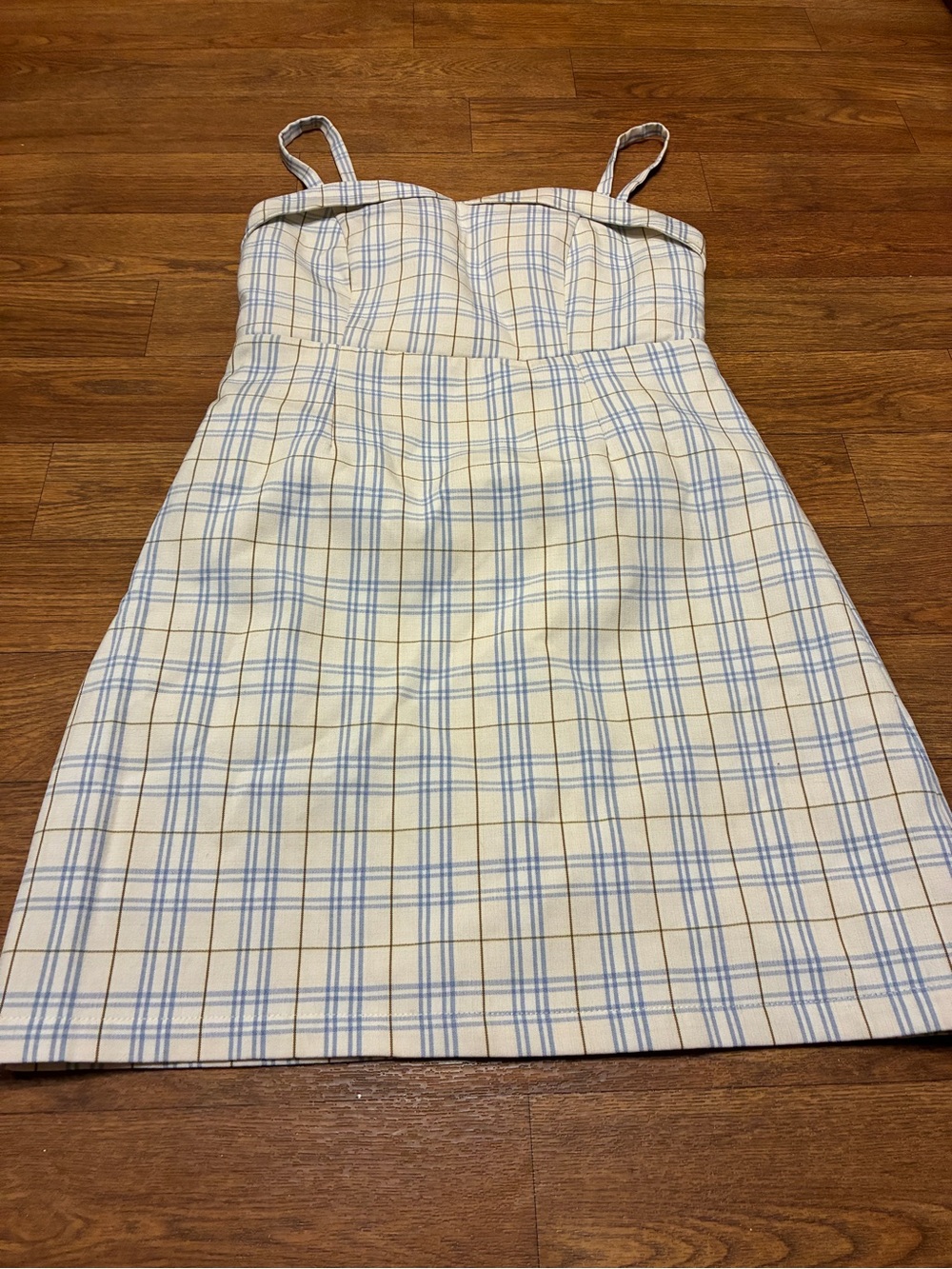 Sleeveless Plaid A-Line Dress in Cream and Light Blue Size Medium